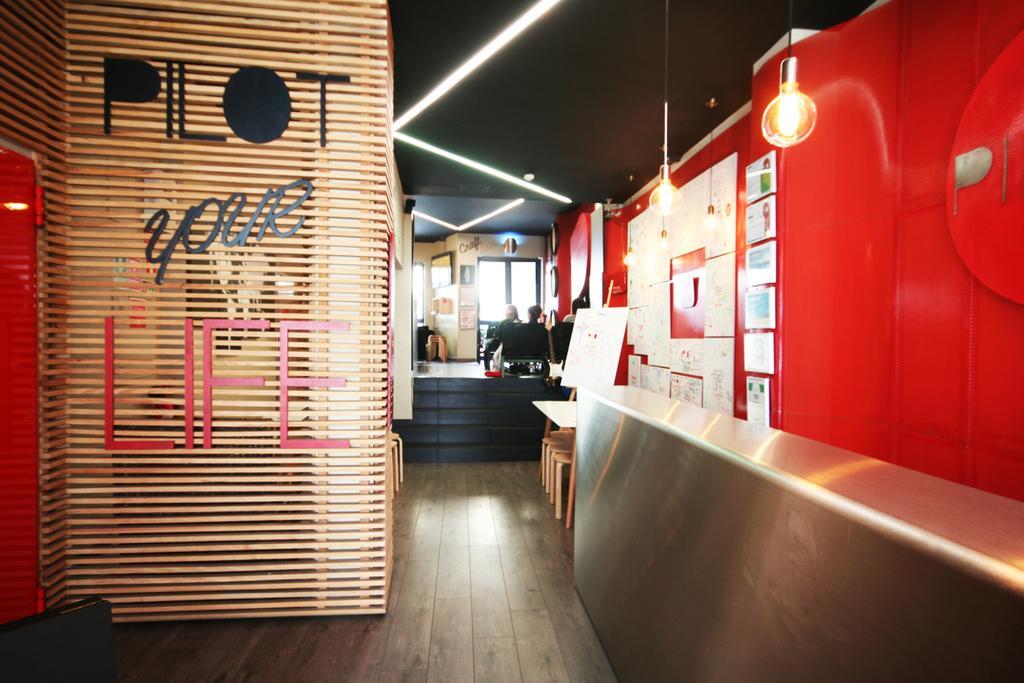 PILOT Design Hostel&Bar Porto Eksteriør billede